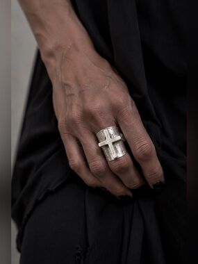Sterling silver Chunky cross ring wide knuckle modern